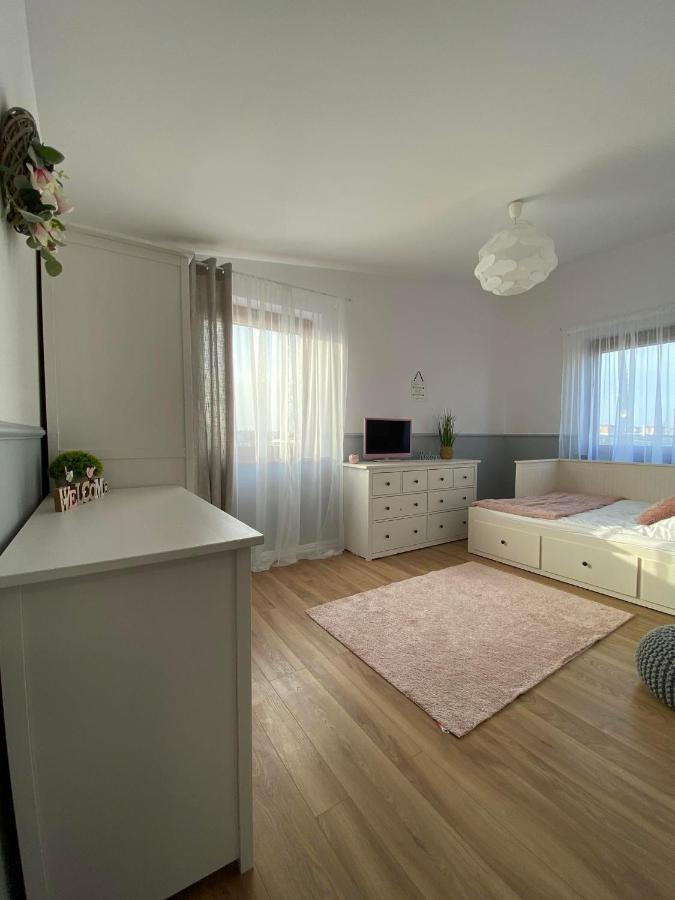 Apartament Delux ปาสเวค ภายนอก รูปภาพ